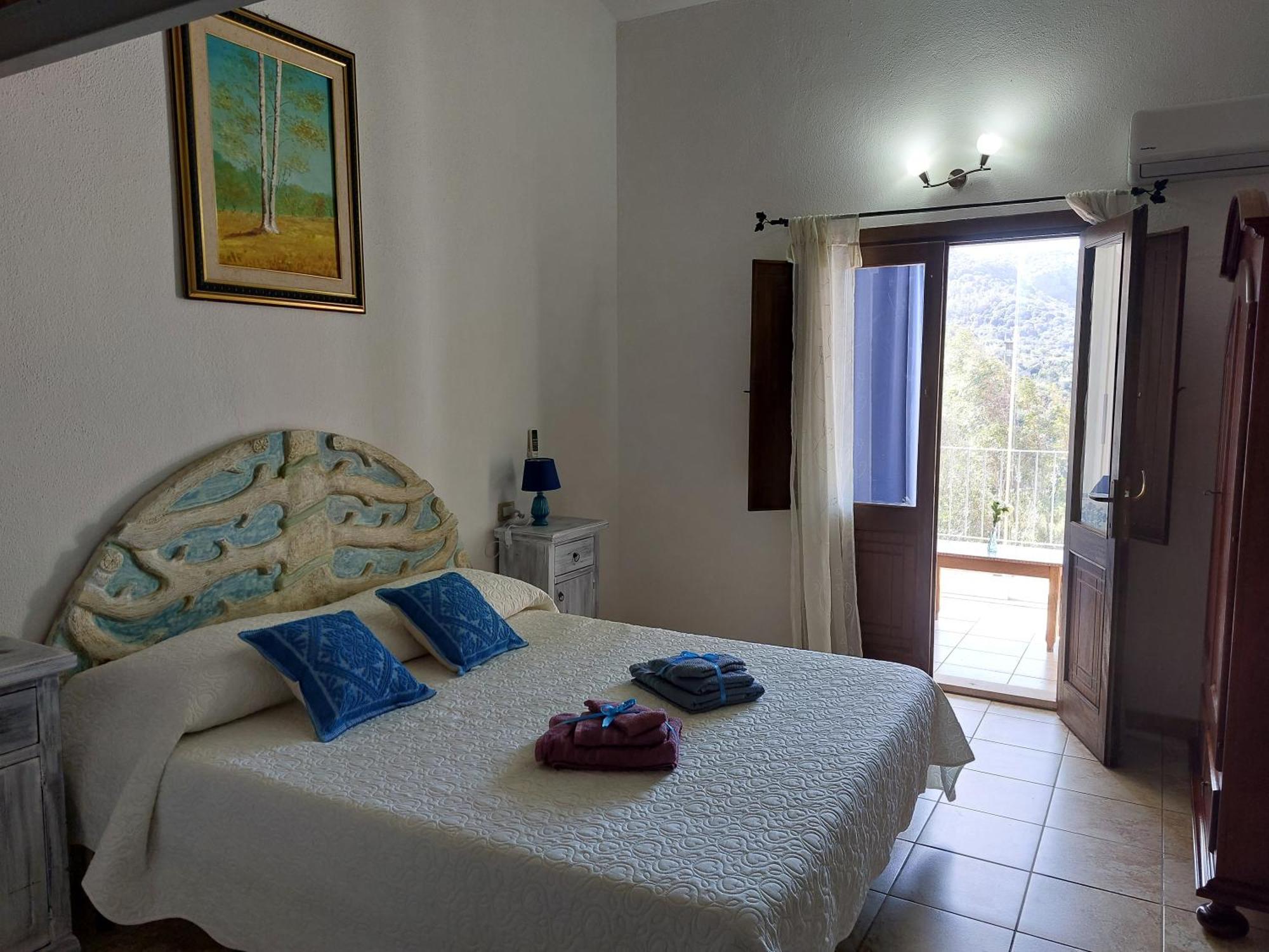 Hotel Valle Del Cedrino Galtellì Kültér fotó
