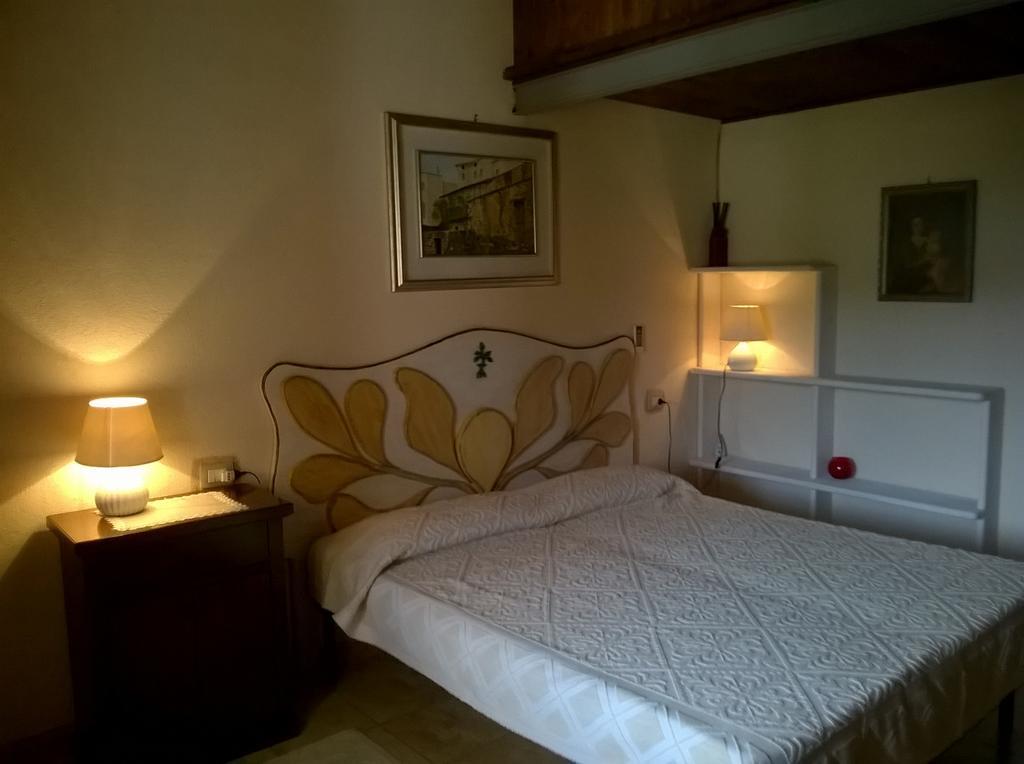 Hotel Valle Del Cedrino Galtellì Kültér fotó