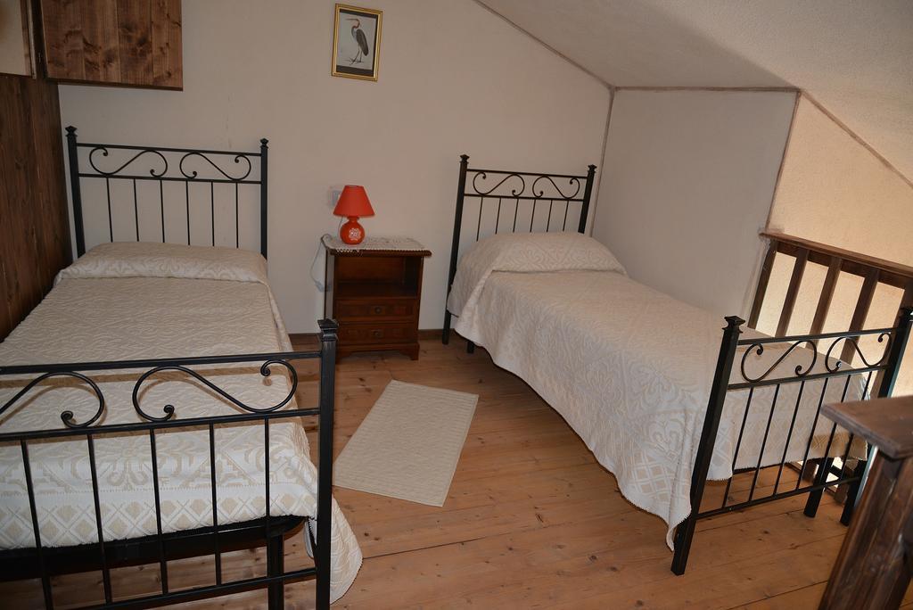Hotel Valle Del Cedrino Galtellì Kültér fotó